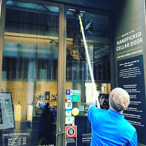 Store front Window Cleaning