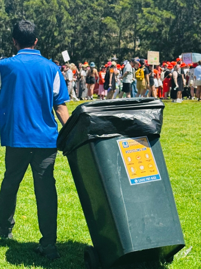 Cleaning and Collecting Rubbish during Event