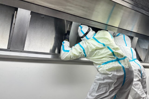 commercial kitchen cleaning